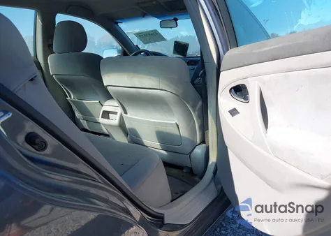 2009 Toyota Camry Le z USA, uszkodzony, nr VIN 4T1BE46K69U278266